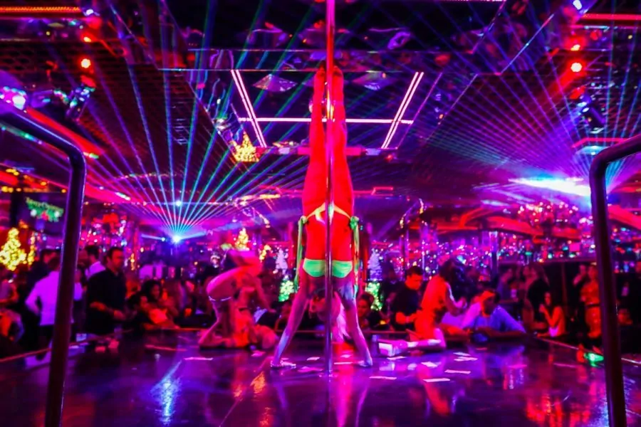 Crazy Horse 3