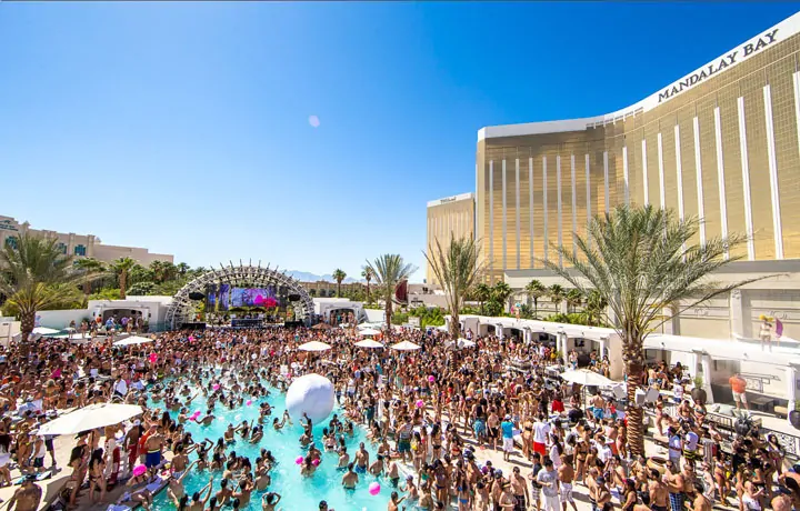 Daylight Vegas Free Entry