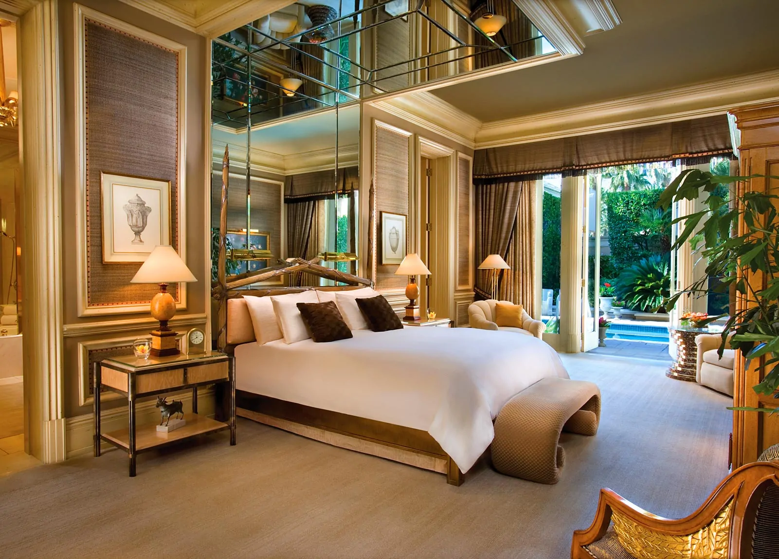 Vegas Luxury