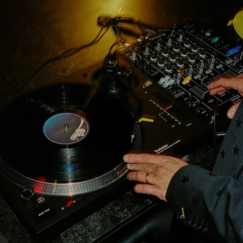 Vinyl Room Las Vegas DJ vinyl decks and music-focused lounge atmosphere